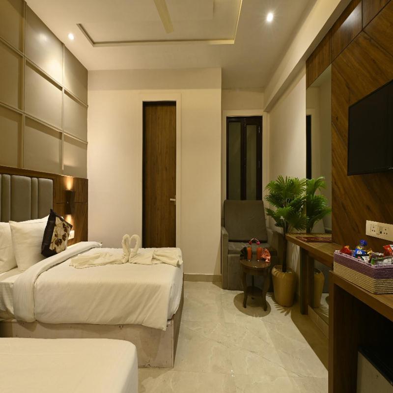 Hotel Avalon Palms Agra Agra  Dış mekan fotoğraf